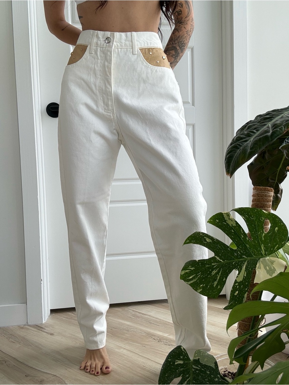 Cache White Straight Leg Studded Jean Pants with Tan Pocket Accents Size 12